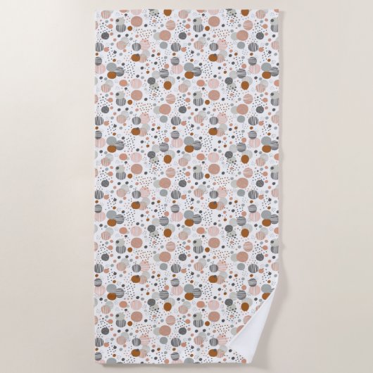 Trendy dots pattern bath towel ビーチタオル (正面)