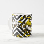 Trendy floral pattern. Isolated seamless pattern. コーヒーマグカップ (正面左)