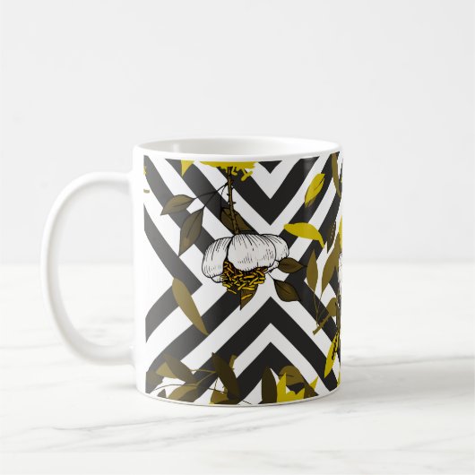 Trendy floral pattern. Isolated seamless pattern. コーヒーマグカップ (左)