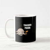 Trendy Funny Trashed Panda Drunk Raccoon Lovers Me コーヒーマグカップ (左)