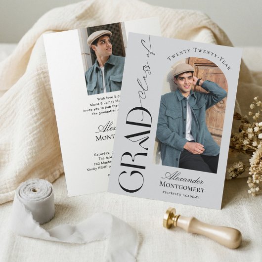 Trendy Modern Minimal Arch Photo Graduation Party 招待状