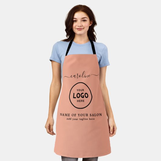 Trendy Modern Salon Logo Apron エプロン (着用した状態)