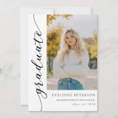 Trendy Modern Script Photo Graduation Invitation 招待状 (正面)