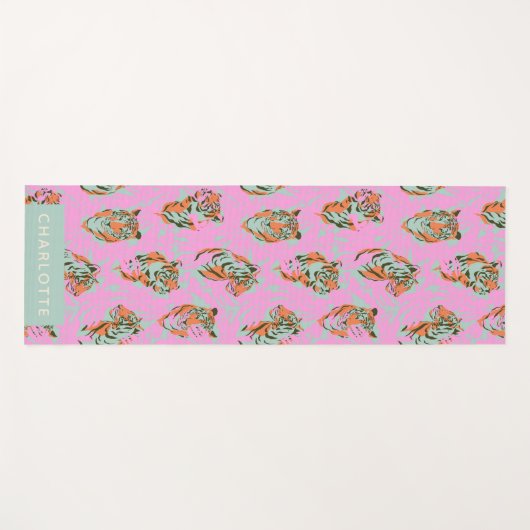 Trendy Pink Tiger Jungle Retro Personalized Name ヨガマット (正面(横))