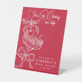 Trendy Red She's The Cherry On Top Bridal Shower 台座サイン (正面)