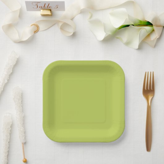 Trendy Soft Chartreuse Paper Plates ペーパープレート (ウェディング)