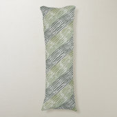 Tribal Green Stripes Abstract Pattern  ボディピロー (正面縦)