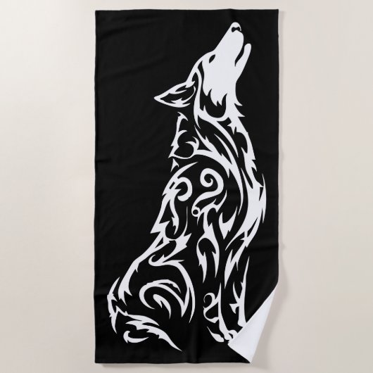 Tribal Howling Wolf Silhouette Black White ビーチタオル (正面)
