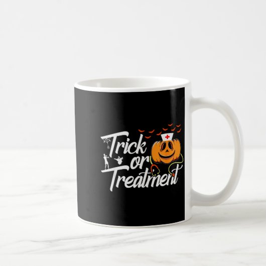 Trick Or Funny Medical Personnel Halloween Nurse コーヒーマグカップ (右)