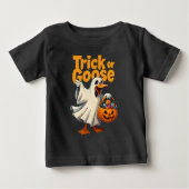 Trick or Goose Halloween Goose ベビーTシャツ (正面)