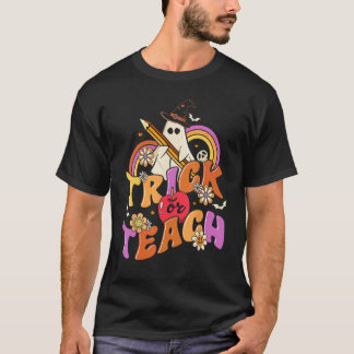 Trick or Teach Floral Groovy Halloween Teacher Ret Tシャツ