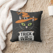 Trick or Teach Halloween Cat - Funny Teacher クッション (ブランケット)