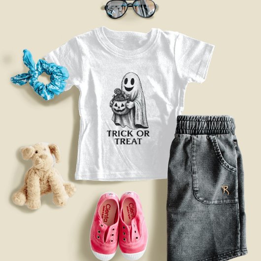 Trick or Treat Ghost – Halloween Candy Bucket  Tシャツ