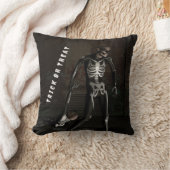 Trick or Treat. Man dressed as skeleton クッション (ブランケット)