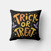 Trick or Treat Modern Halloween Writing クッション (裏面)
