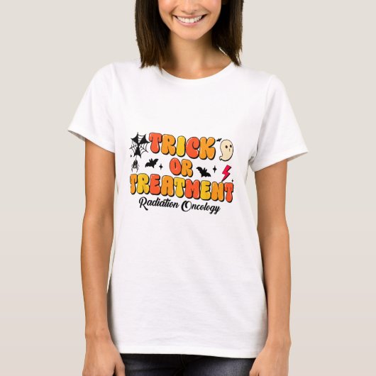 Trick Or Treatment Radiation Oncology Halloween 2 Tシャツ (正面)