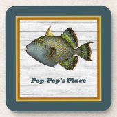 Triggerfishの深いティール（緑がかった色）金ゴールドとオレンジの名前 コースター (正面)