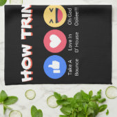 Trinisがいかに反応するか キッチンタオル (折り畳み)