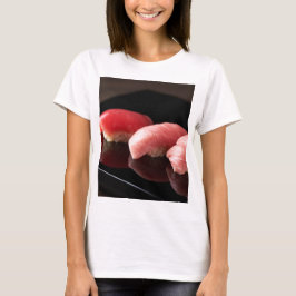 Trio of Tuna – Serene Red Beauty Tシャツ