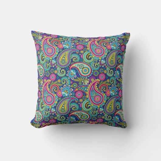 Trippy Hippy Paisley Throw Pillow クッション (正面)