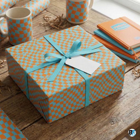 Trippy Wavy Checks | Funky 70s Optical Illusion Gi ラッピングペーパー