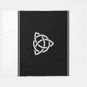 Triquetra フリースブランケット (正面(横))