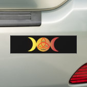 triquetra 2の黒い背景の三重の月 バンパーステッカー (車上)