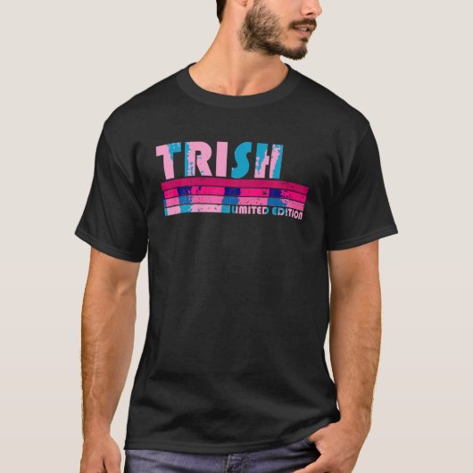TRISH名パーソナライズされたレトロヴィンテージ80s 90sバット Tシャツ (正面)