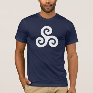 Triskeleのケルト族の白い記号のTシャツ Tシャツ
