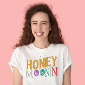 TRIXIE レトロ70年代風 ハニームーニング中の花嫁 Tシャツ