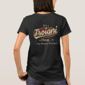 Troiani で誇り高く生きる – 永遠の伝説 tシャツ (裏面)