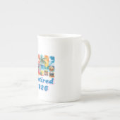 Tropical beach retirement ボーンチャイナマグカップ (正面右)