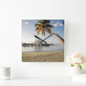 Tropical Beaches | Beach Huts, Bora Bora スクエア壁時計 (ホーム)