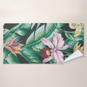 Tropical floral seamless pattern with exotic flowe バスタオル (バスタオル)