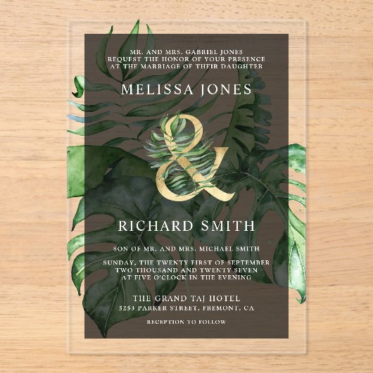 Tropical Gold Monstera Palm Black Wedding アクリル招待状 (正面)