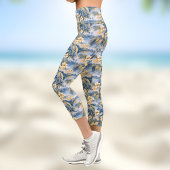 Tropical Hawaiin Yellow Hibiscus Flowers on Blue  カプリレギンス