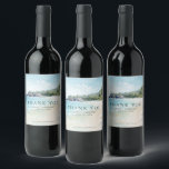 Tropical Island Beach Thank You Wedding Favor ワインラベル<br><div class="desc">Show your guests how much you appreciate their presence with our Tropical Island Beach Thank You Wedding Favor Wine Label. Featuring a beautiful tropical beach design with vibrant palm trees and soft ocean hues, this label perfectly captures the relaxed, island-inspired vibe of your celebration. Customizable with a heartfelt "Thank You"...</div>