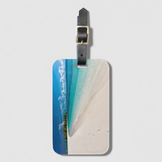 Tropical Island Footprints On The Sand ラゲッジタグ (正面縦)