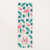 Tropical Leaves Hot Pink Flamingo Modern Monogram ヨガマット (裏面)