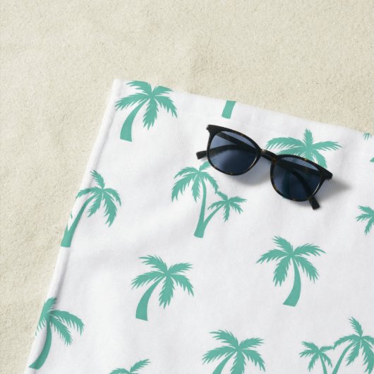 Tropical Palm Tree pattern sea green ビーチタオル (インサイチュ)