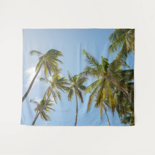 Tropical Palm Trees Low Angle View Beach House タペストリー (正面(横))