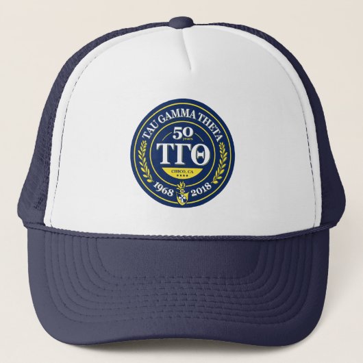 Trucker Hat - 50周年記念ロゴ付きネイビー キャップ (正面)