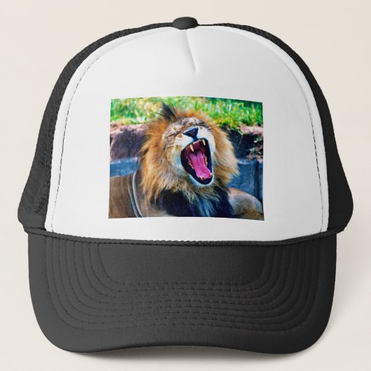 Trucker Hat lion キャップ (正面)