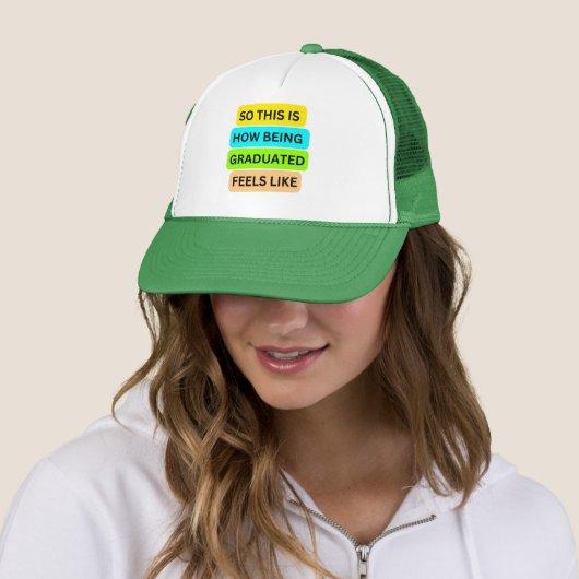 Trucker Hat white & green SO_THIS_IS_HOW_BEING_GR キャップ (インサイチュ)
