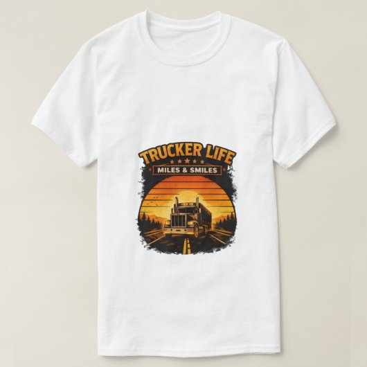 Trucker Life Miles And Smiles Retro Sunset Tee Tシャツ (デザイン正面)