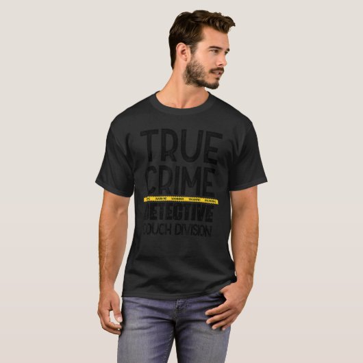 True Crime Detective Couch Division 2 Tシャツ (正面フル)