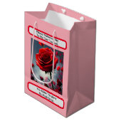 True Love Red Rose，バレンタインデー ミディアムペーパーバッグ (正面アングル)