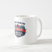 True North Certified - 冬を乗り越えたマグカップ コーヒーマグカップ (正面右)