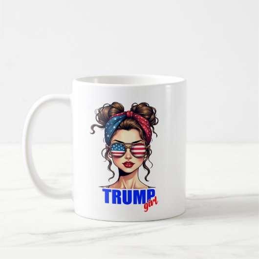 Trump Girl Messy Bun Patriotic Coffee コーヒーマグカップ (左)