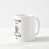 Trump Got Poped On Coffee Mug コーヒーマグカップ (正面右)